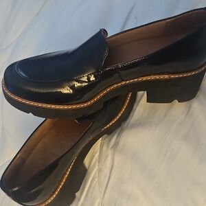 Naturalizer Glossy Black Flats Chunky Heel